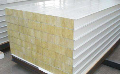 冷库保温墙板施工_泽库彩钢夹芯板安装技术要点