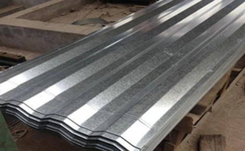 集装箱板翻新除锈流程：旧箱改民宿怎样选泽库集装箱板